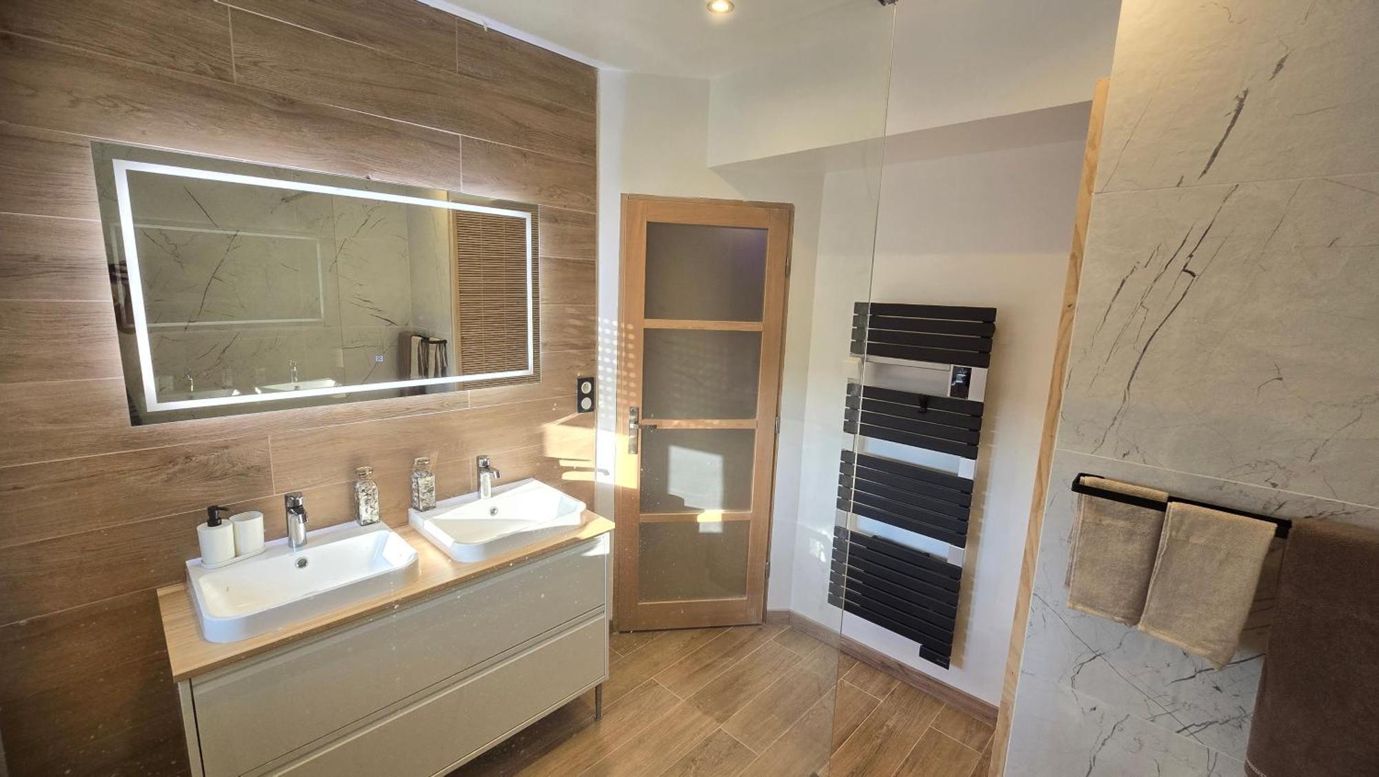 Arkana, Appartement Avec 2 Places De Parking ドール エクステリア 写真